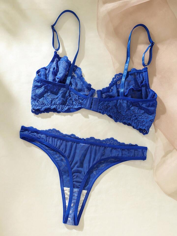 Blue Floral Lace Underwire Lingerie Set